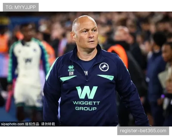 辽篮官方,李晓旭左脚,受伤离场,世界杯买球,投注攻略,2026世界杯,买球技巧,赛事分析