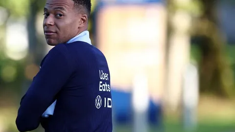 灰熊河村助威，力克开拓者；国王队止住太阳连胜脚步